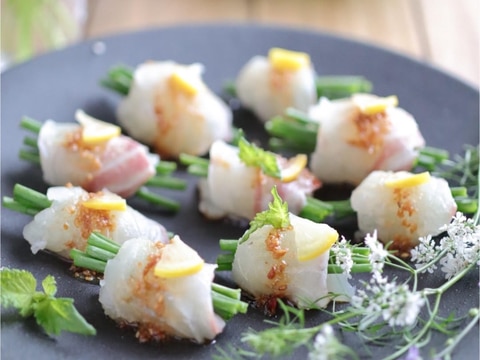 ピリ辛ごまだれが◎鯛のごちそうねぎ巻き